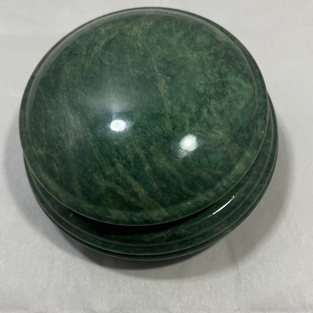 Genuine Alabaster jewelry box green lidded hand  carved gold tone Italy